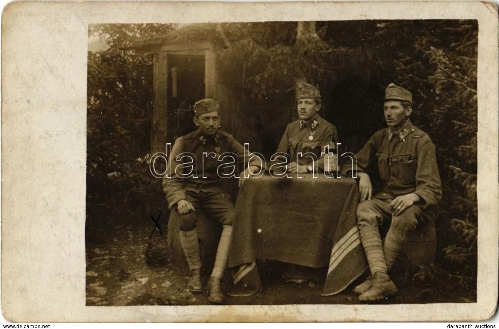 * T2/T3 1916 Az 50. Gyalogezred Katonái Borozgatás Közben Az Olasz Harctéren / WWI K.u.K. Military, Soldiers Drinking Wi - Zonder Classificatie