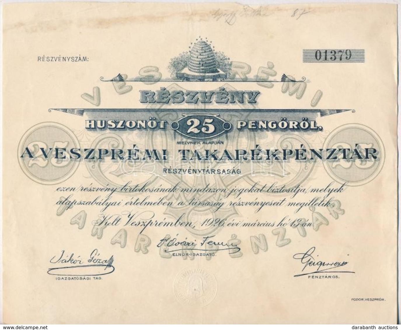 Veszprém 1926. 'Veszprémi Takarékpénztár' Részvénye 25P-ről, Szelvényekkel és Szárazpecséttel T:II Kis Szakadás - Zonder Classificatie