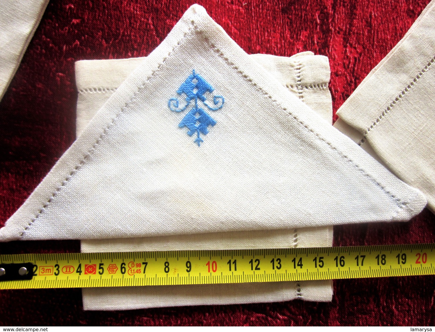 Vintage 4 Towels Linen Fabric 1 WITH BLUE EMBROIDERY Serviette Table 1 Brodée Motif Bleu Linge D'époque-Tissu-Toile Lin - Other & Unclassified