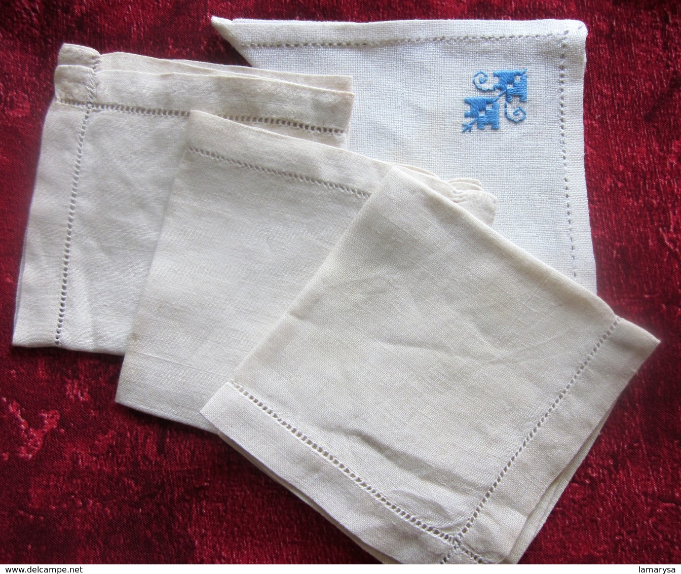 Vintage 4 Towels Linen Fabric 1 WITH BLUE EMBROIDERY Serviette Table 1 Brodée Motif Bleu Linge D'époque-Tissu-Toile Lin - Andere & Zonder Classificatie