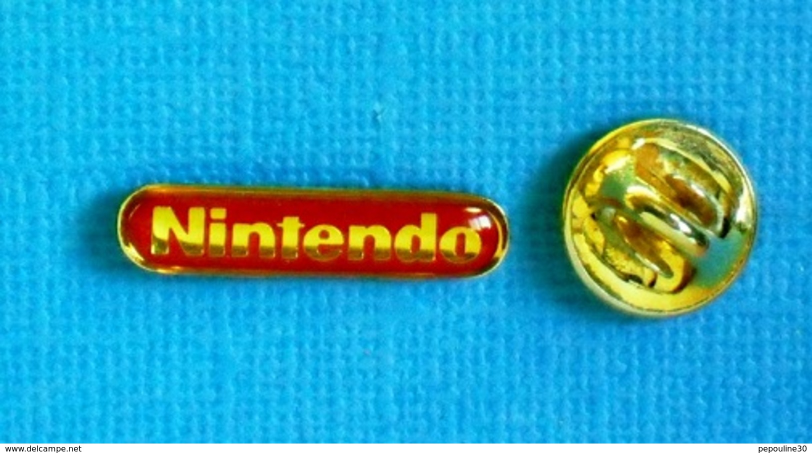 1 PIN'S //   **  LOGO / NINTENDO ** . (<FF>)