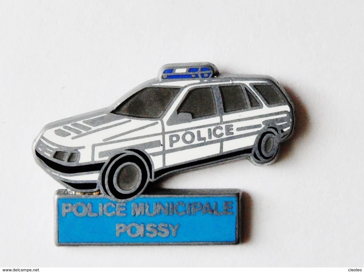 Pin's Voiture Police Municipale Poissy  - WWO - Autres & Non Classés