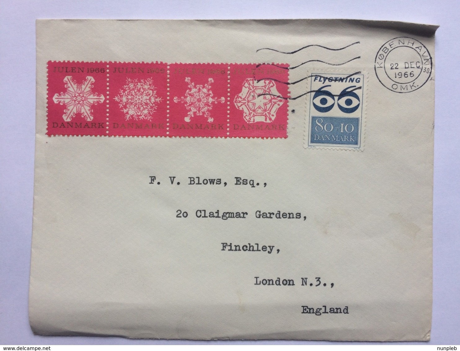 DENMARK 1966 Cover With Christmas Vignettes Kobenhavn To England - Briefe U. Dokumente