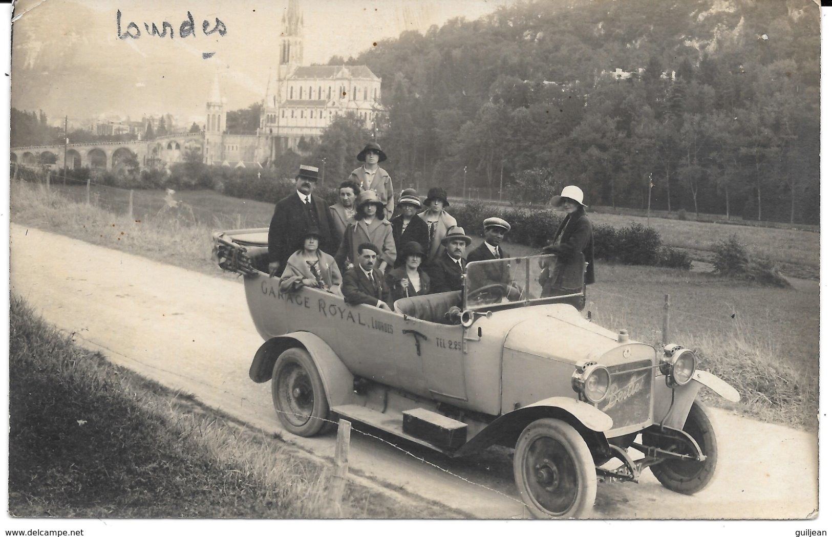 65 - LOURDES - CARTE PHOTO écrite En 1925 - Voyageurs - - Lourdes
