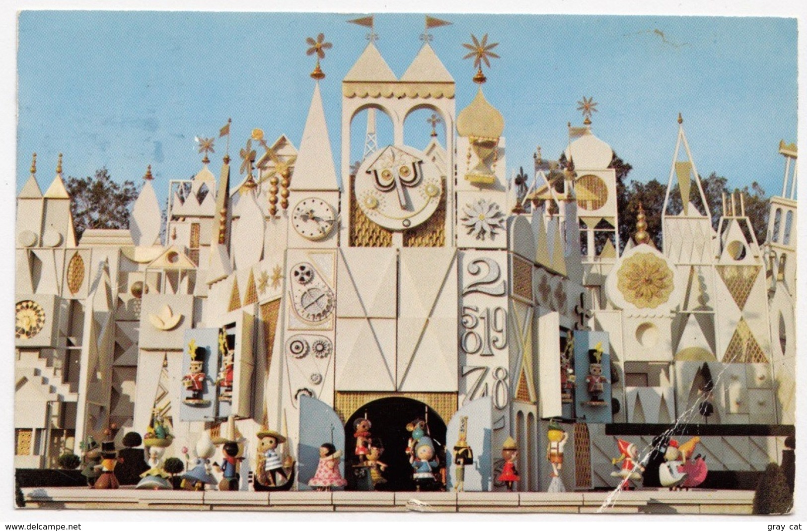 IT'S A SMALL WORLD, Disneyland, Used Postcard [23451] - Disneyland