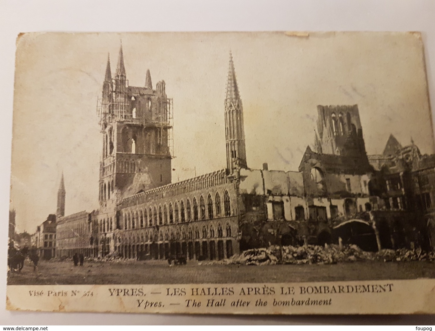 CPA YPRES IAPER HALLES APRES LE BOMBARDEMENT GUERRE 1914 - Ieper