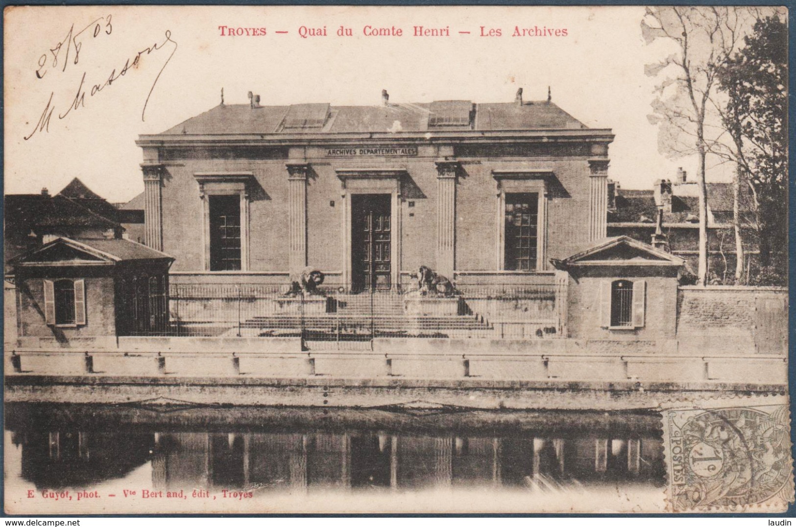 Lot 7 de 62 cartes postales Troyes uniquement , tous les visuels dans l'annonce