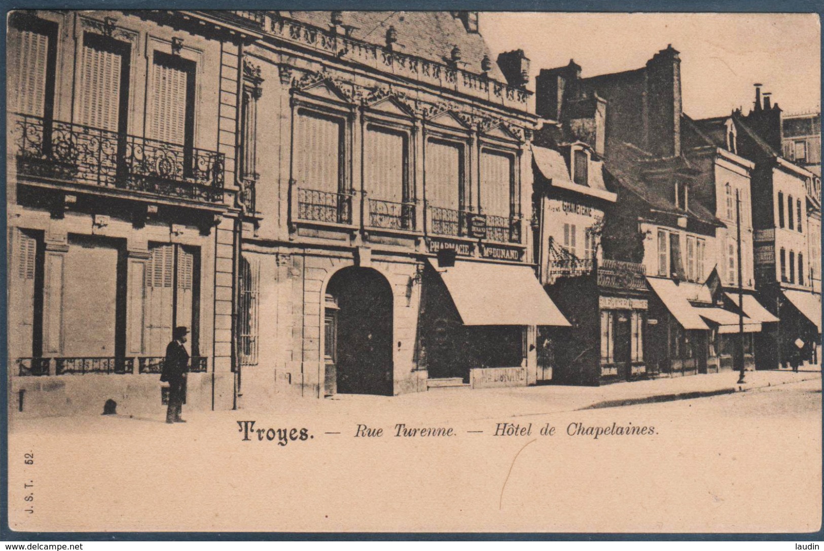 Lot 7 de 62 cartes postales Troyes uniquement , tous les visuels dans l'annonce