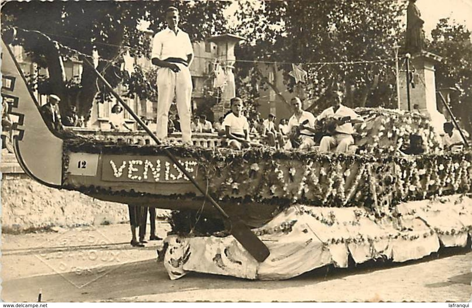 Themes Div-ref DD41- Carte Photo - 13,5cms X 8,5cms - Fete De La Lavande A Digne En 1948- Gondole A Venise - - Digne