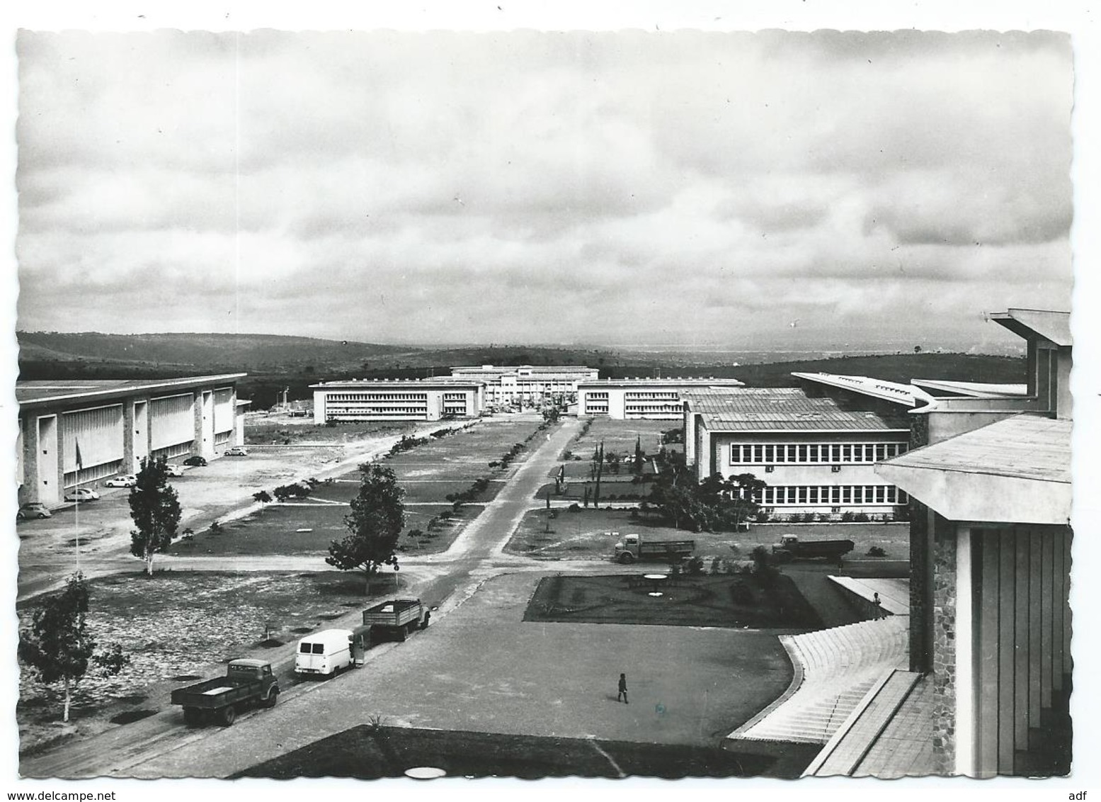 N°3 CPSM UNIVERSITE LOVANIUM DE LEOPOLDVILLE, KINSHASA, REPUBLIQUE DEMOCRATIQUE DU CONGO - Kinshasa - Leopoldville (Leopoldstadt)