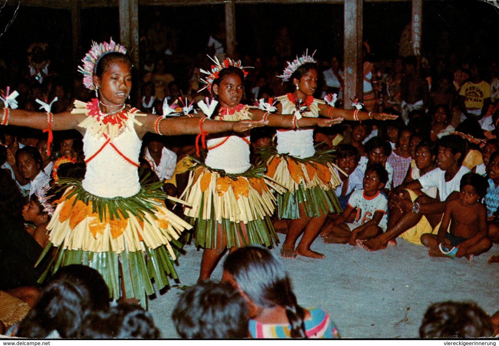 !  1980 Ansichtskarte, Modern Postcard, Kiribati, Dance - Kiribati (1979-...)