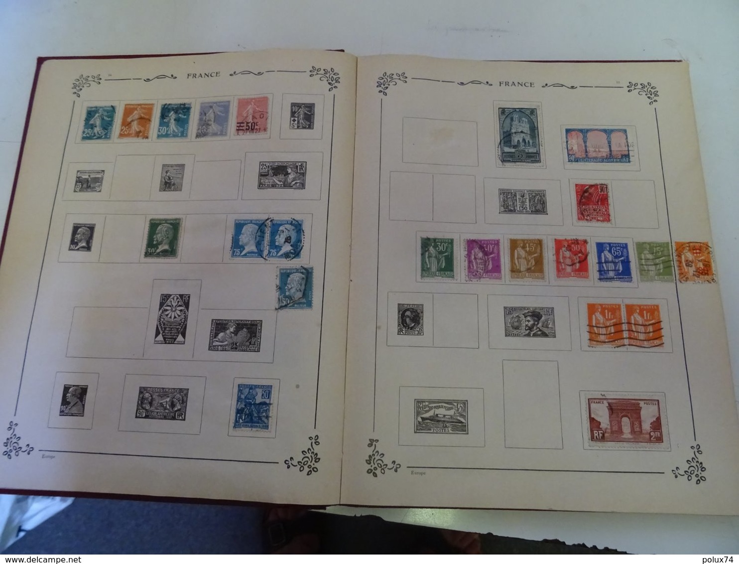 ALBUM DE TIMBRES 1936   YVERT  & TELLIER- 500 Timbres - Collections (en Albums)