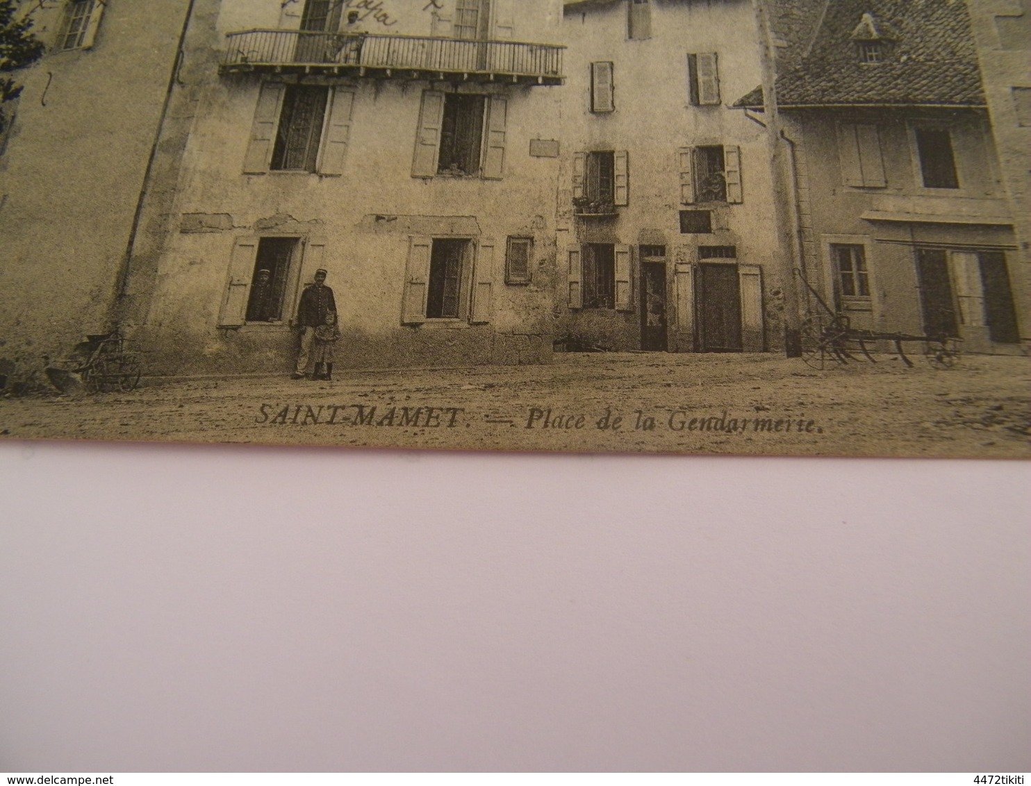 C.P.A.- St Saint Mamet (15) - Place La Gendarmerie - 1910 - SUP (CN 41) - Saint-Mamet-la-Salvetat