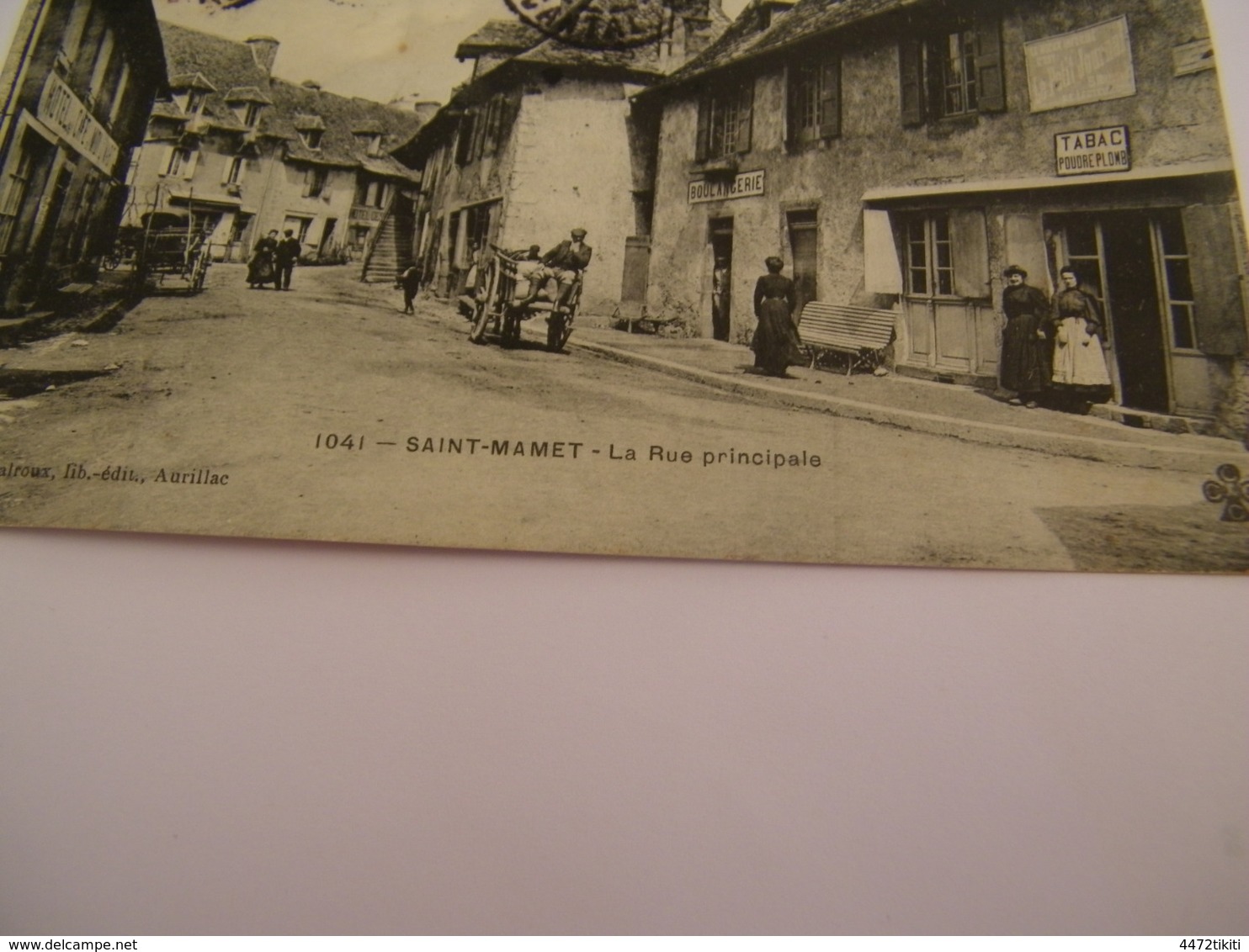 C.P.A.- St Saint Mamet (15) - La Rue Principale - Boulangerie - Bureau Tabac Poudre à Plomb - 1909 - SUP (CN 42) - Saint-Mamet-la-Salvetat