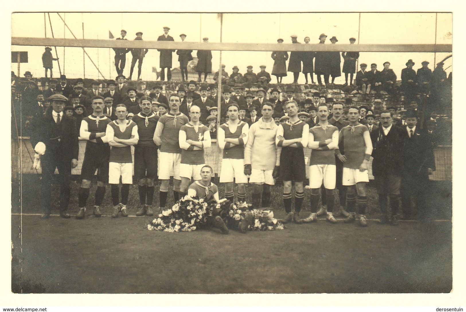 #21590	[Postkaarten] Lot van 14 fotokaarten (schieten op de kermis, voetbal, atletiek, alpinisme ...)