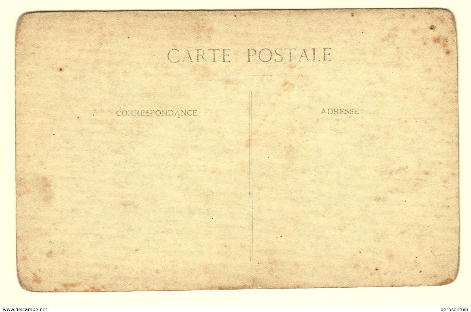 #21591	[Postkaarten] Lot van 30 (hoofdzakelijk) fotokaarten etc. (militairen, baby, personen, naakt, antiek ...)