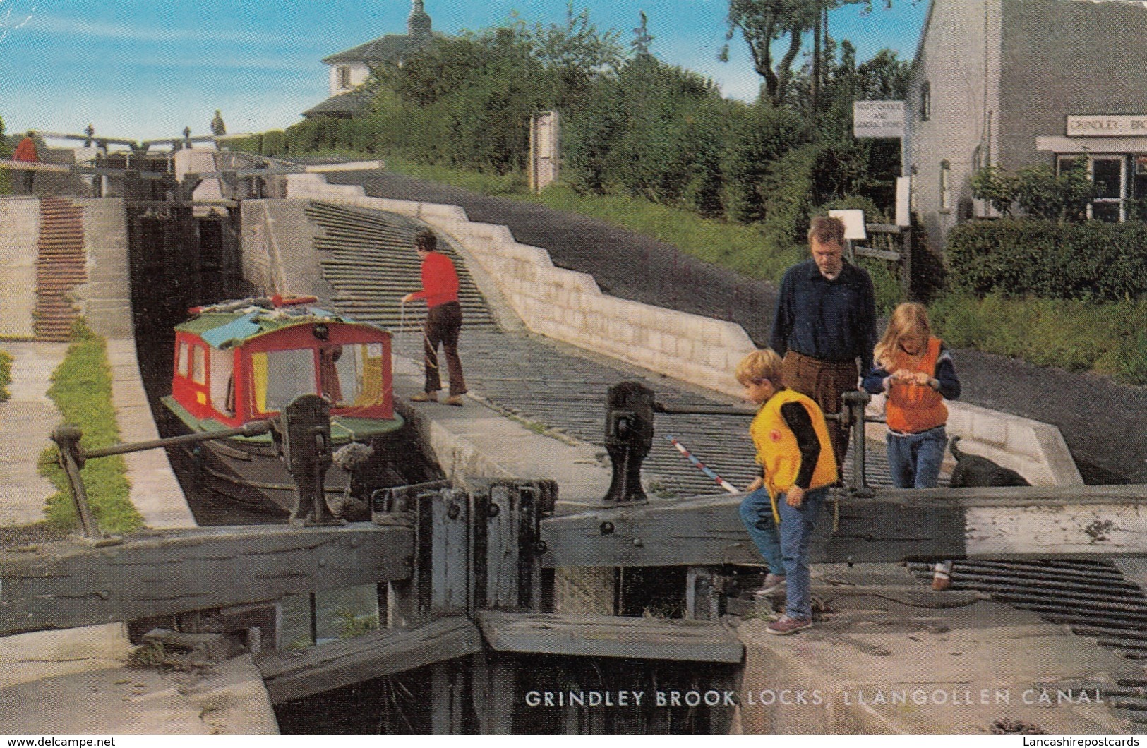 Postcard Grindley Brook Locks Llangollen Canal [ Showing Narrowboat ] My Ref  B13619 - Other & Unclassified