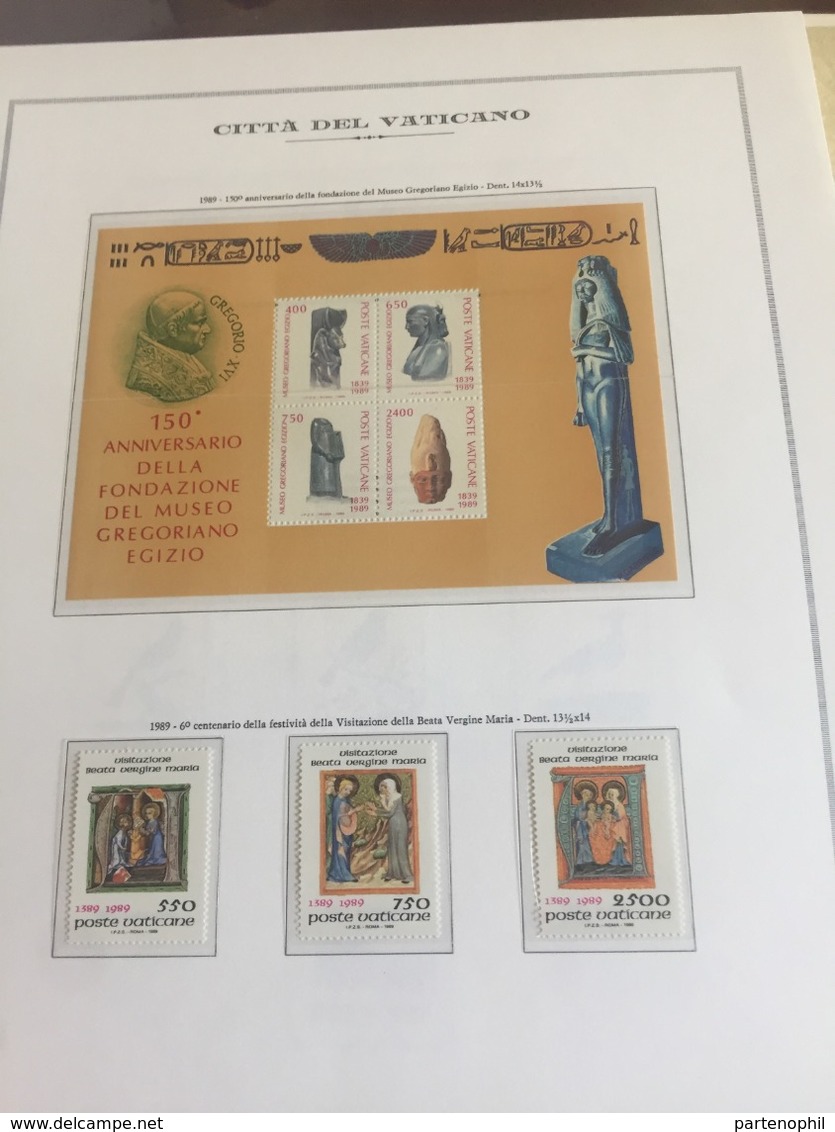 Vaticano Collezione 1969/2000 - Montata in 2 album Marini quasi completa del periodo MNH