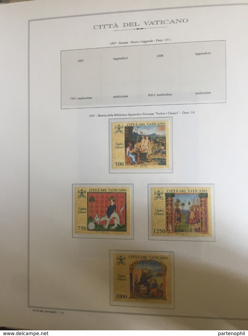 Vaticano Collezione 1969/2000 - Montata in 2 album Marini quasi completa del periodo MNH