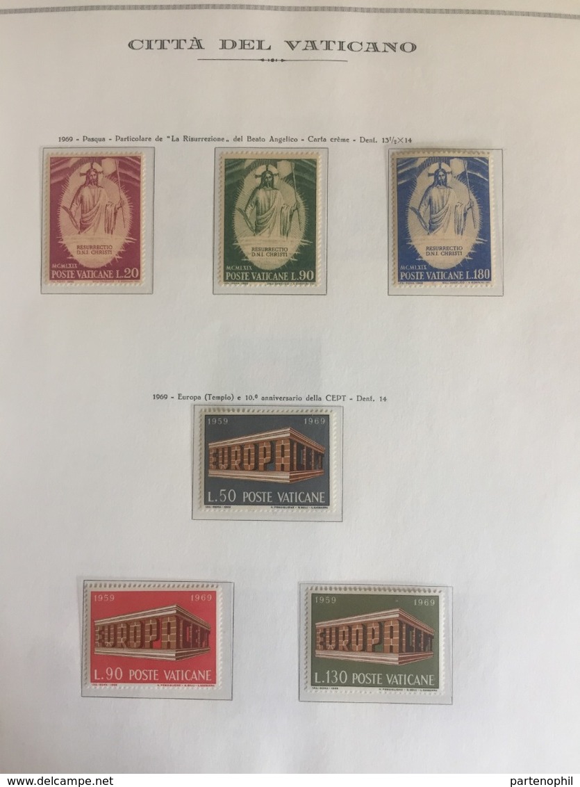 Vaticano Collezione 1969/2000 - Montata in 2 album Marini quasi completa del periodo MNH