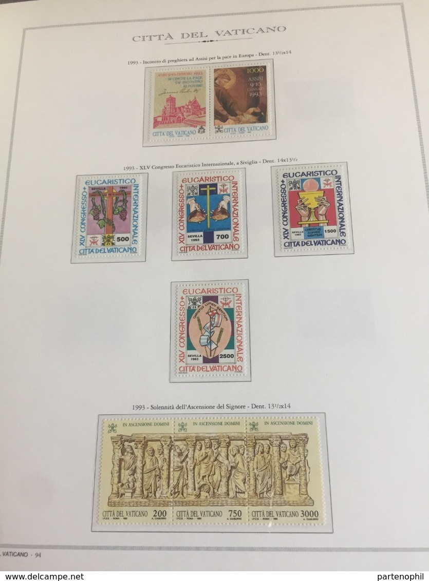 Vaticano Collezione 1969/2000 - Montata in 2 album Marini quasi completa del periodo MNH