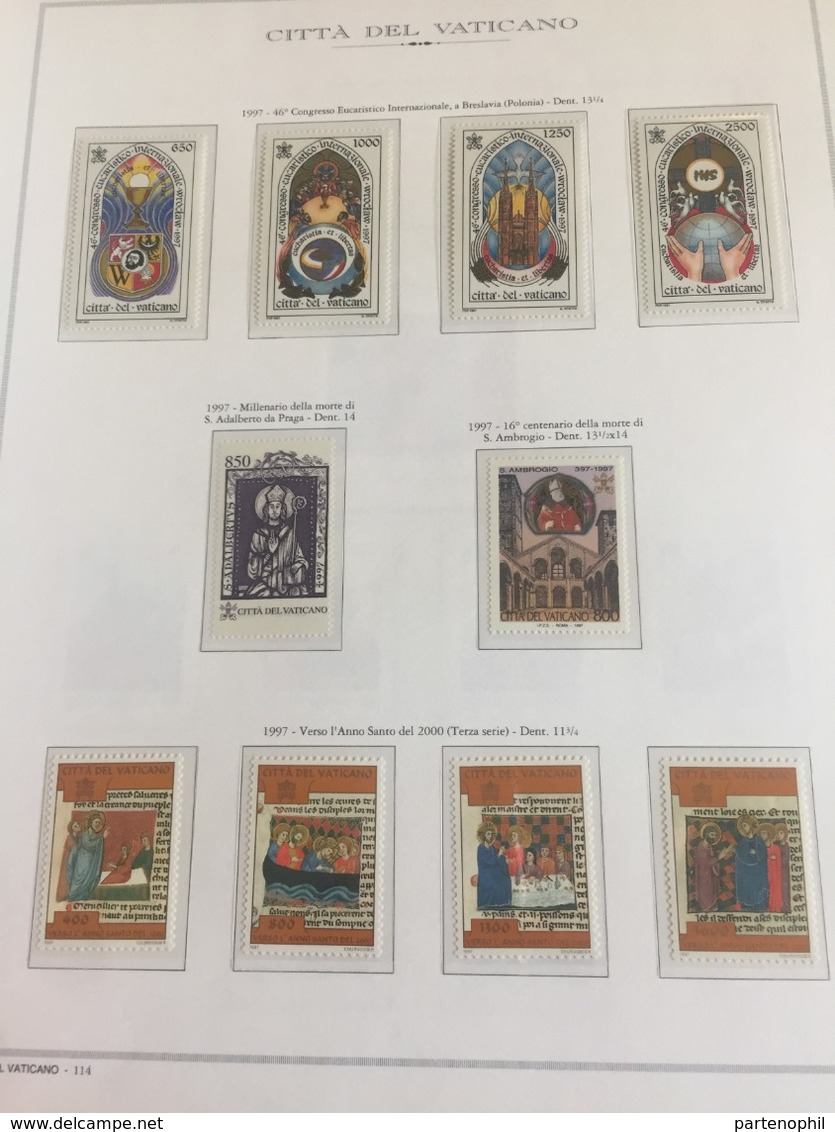 Vaticano Collezione 1969/2000 - Montata in 2 album Marini quasi completa del periodo MNH
