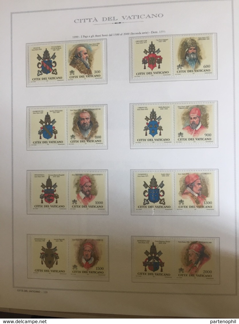 Vaticano Collezione 1969/2000 - Montata in 2 album Marini quasi completa del periodo MNH