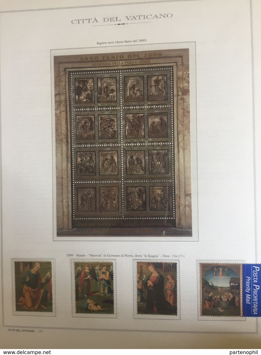 Vaticano Collezione 1969/2000 - Montata in 2 album Marini quasi completa del periodo MNH