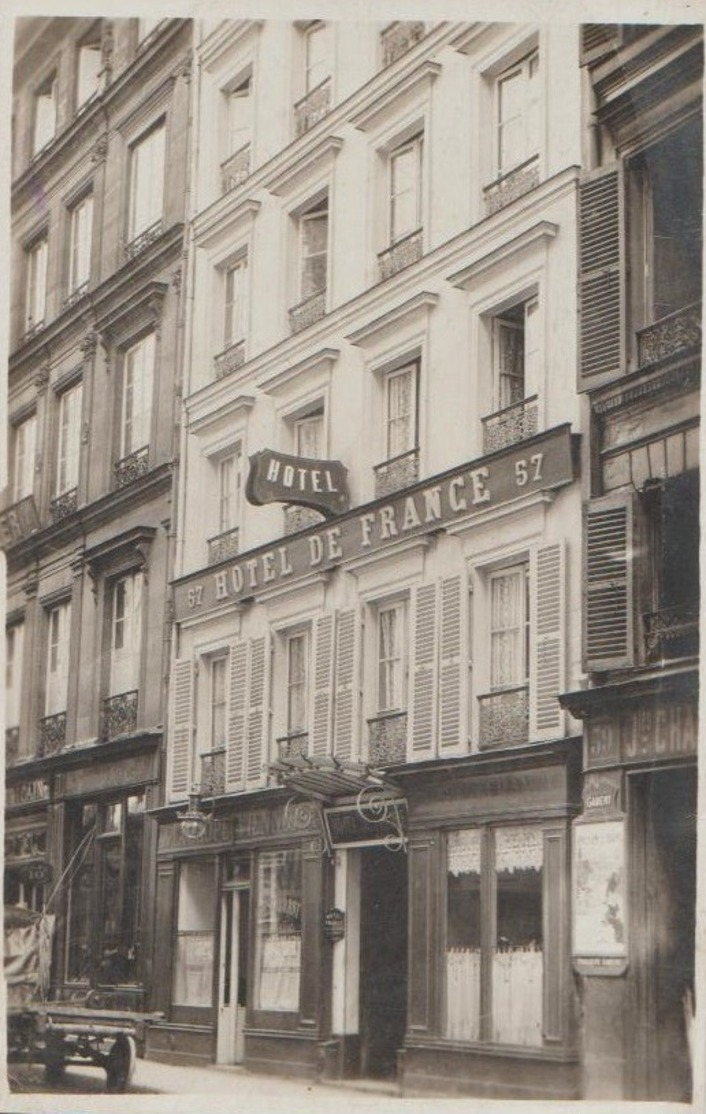 CPA PHOTO 75 PARIS X 57 Rue Des Petites Ecuries Rare - Distrito: 10