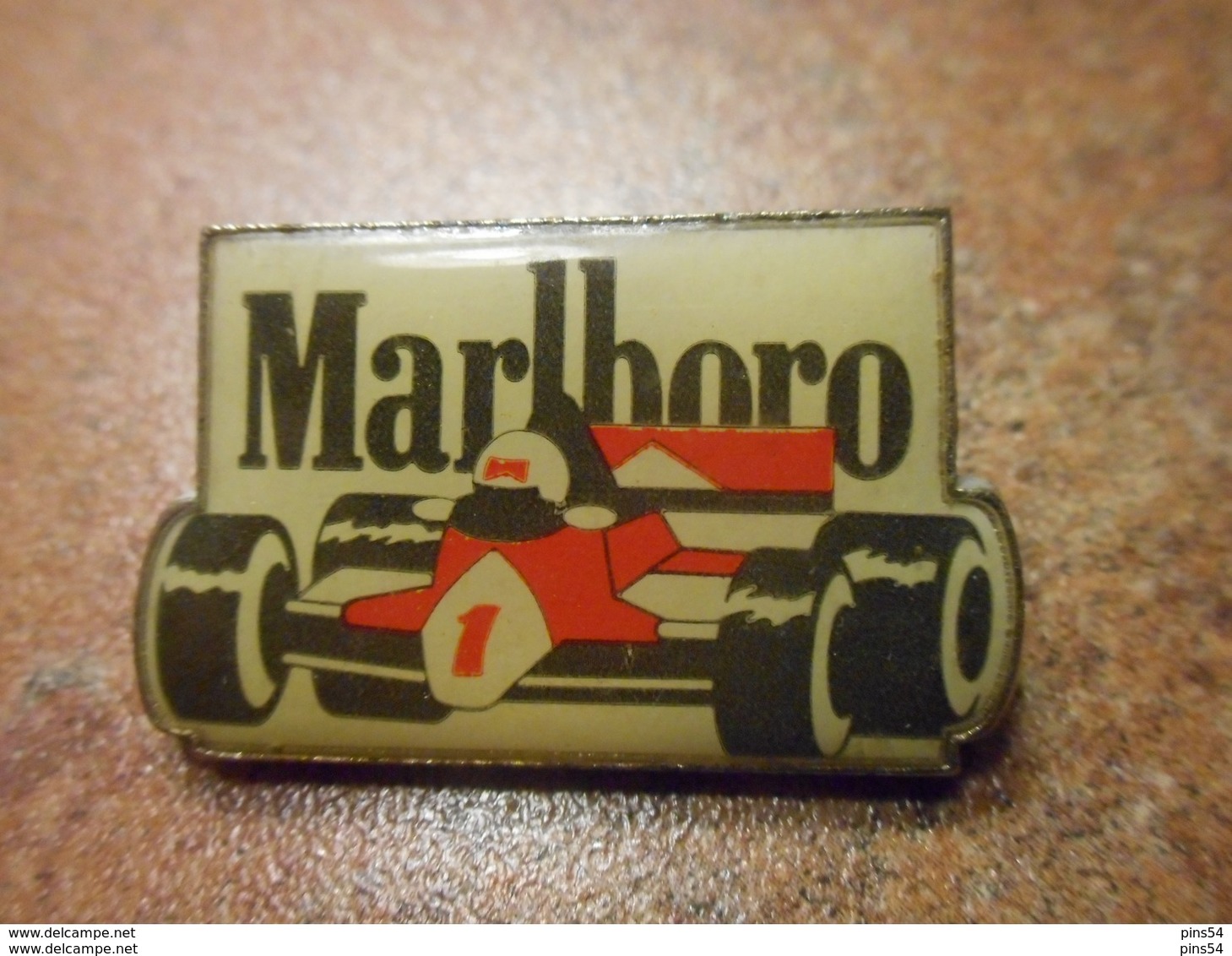 A029 -- Pin's Marlboro F1 - F1