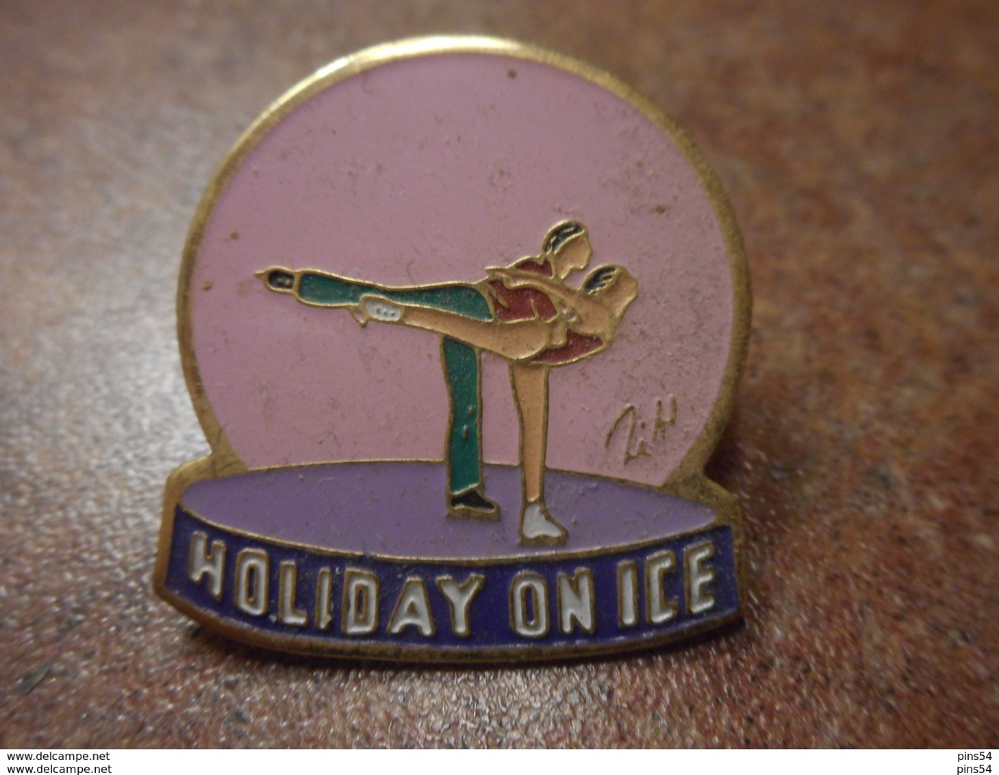 A024 -- Pin's Holiday On Ice - Patinage Artistique
