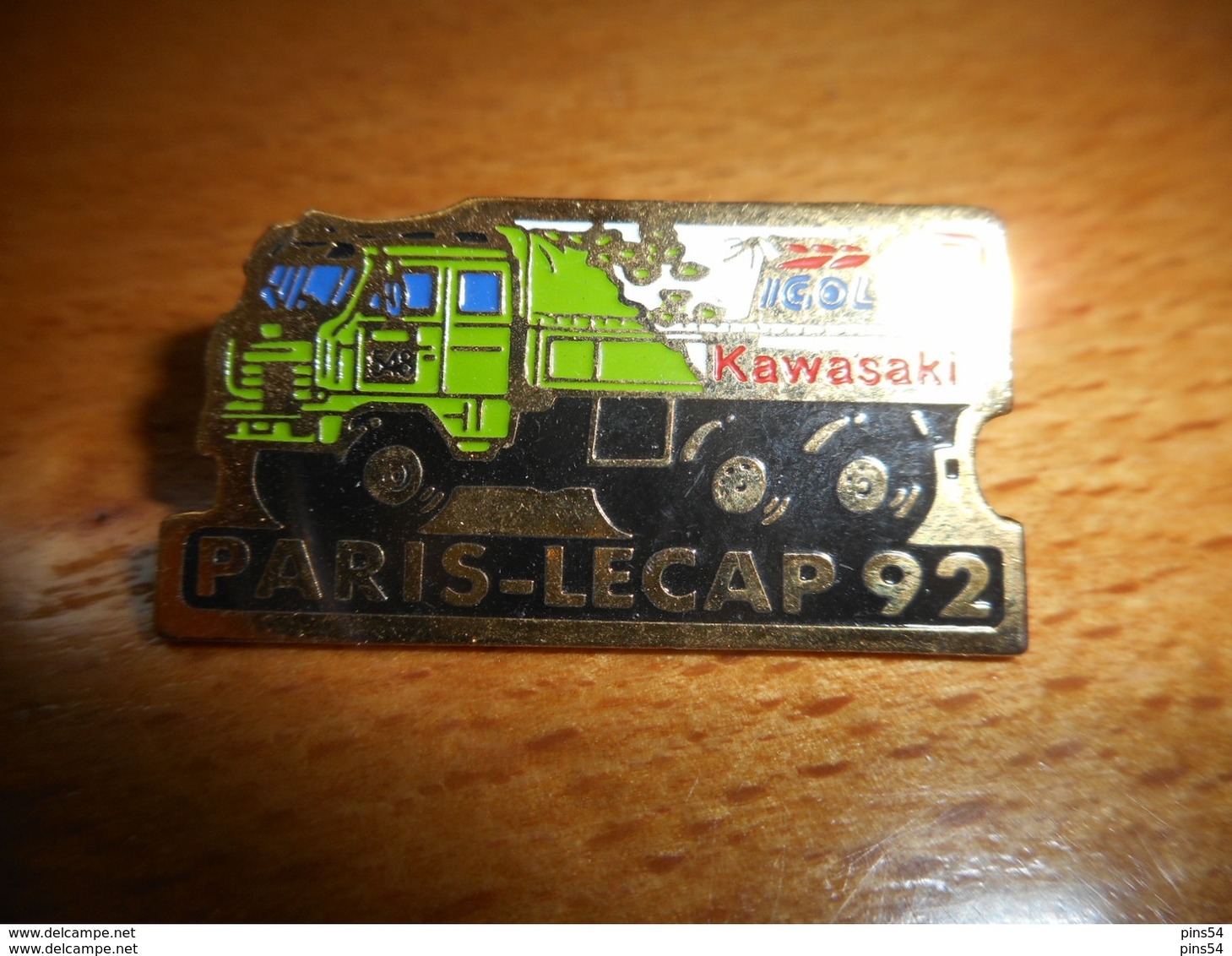 A002 -- Pin's Paris Le Cap 92 Kawasaki Igol - Transport