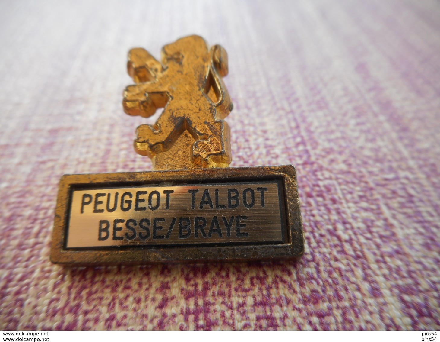 A001 -- Pin's Peugeot Talbot Besse / Braye -- Exclusif Sur Delcampe - Peugeot