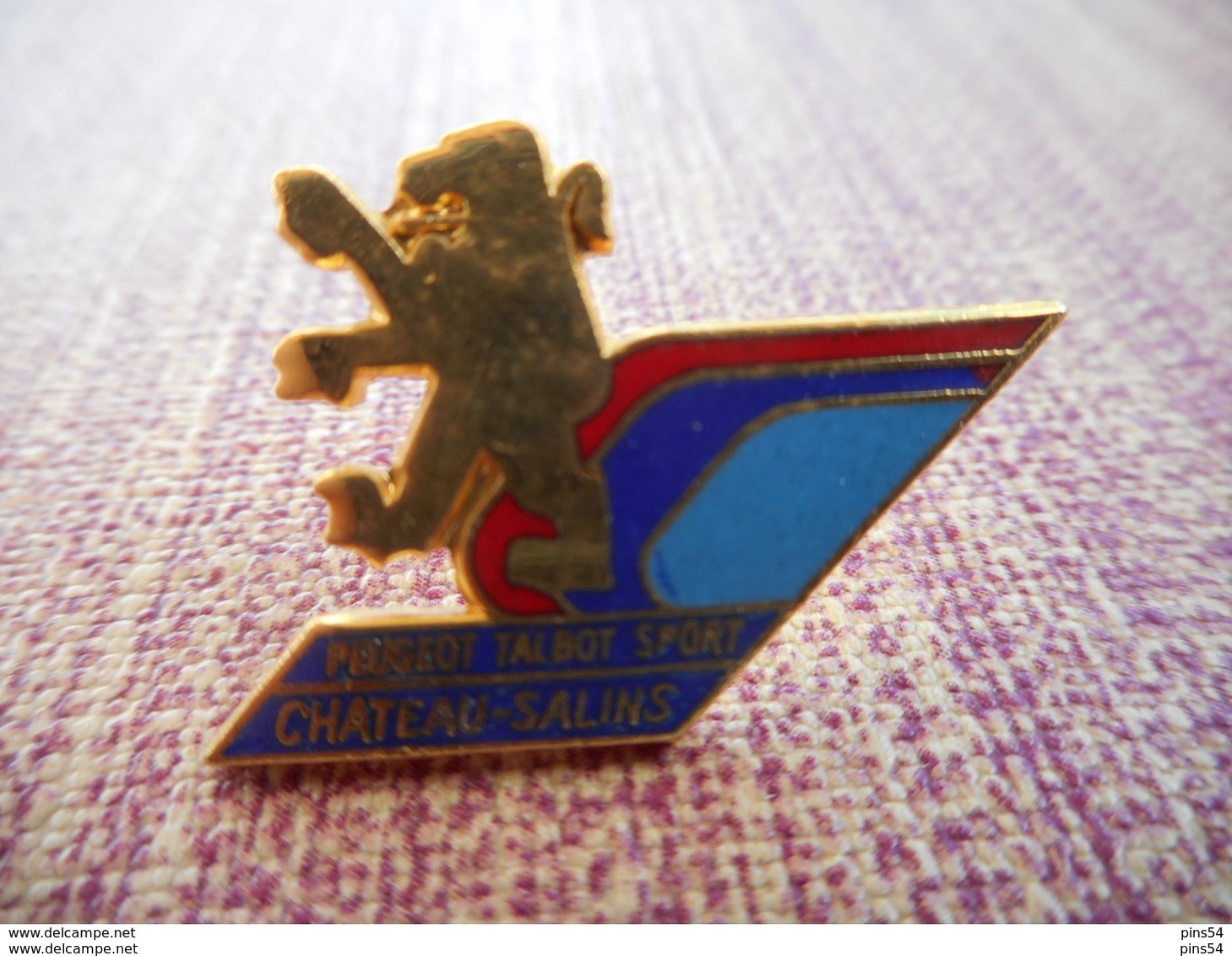 A001 -- Pin's Peugeot Talbot Sport Chateau Salins - Peugeot