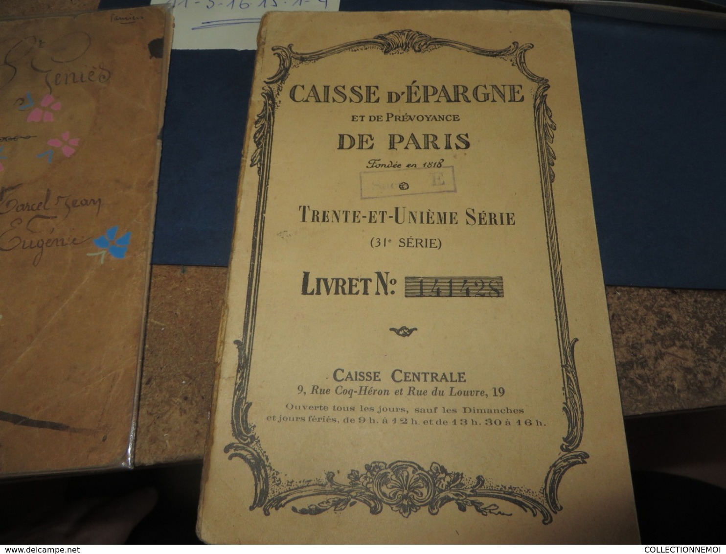 6 document,carte ravitaillement,livret de caisse d'epargne et divers,pour debarrasser ,lot 454