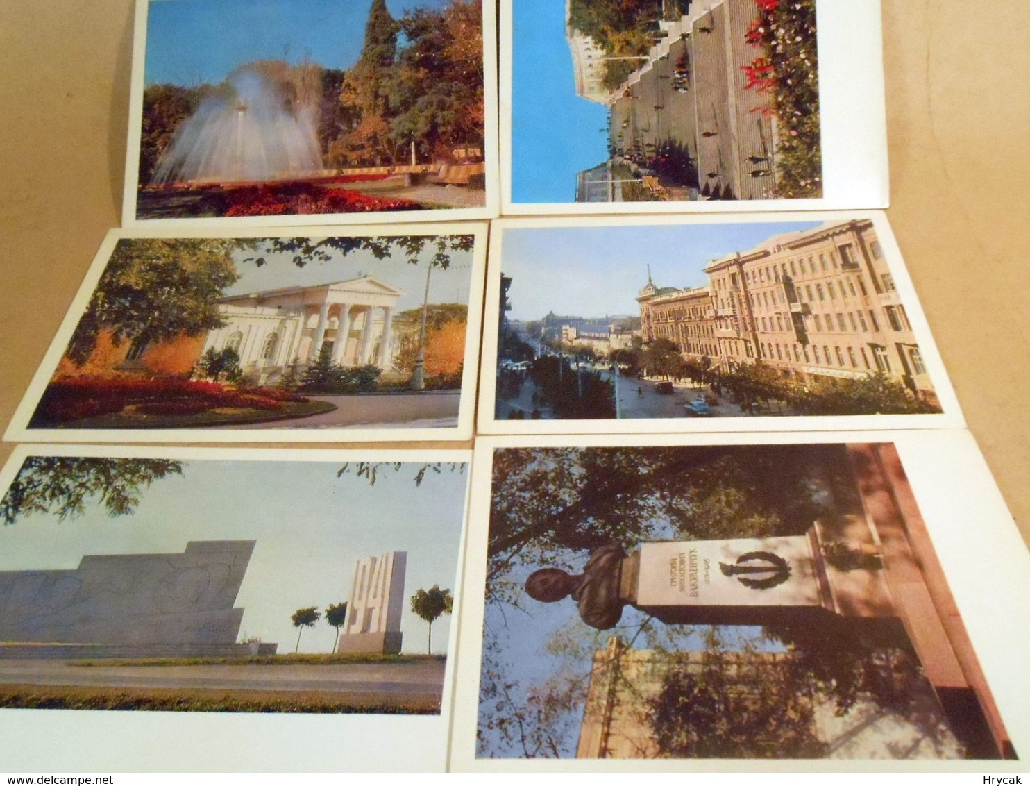 P902 Ukraine 1969. Hero City Odessa. A Set Of 14 Postcards - Ucraina