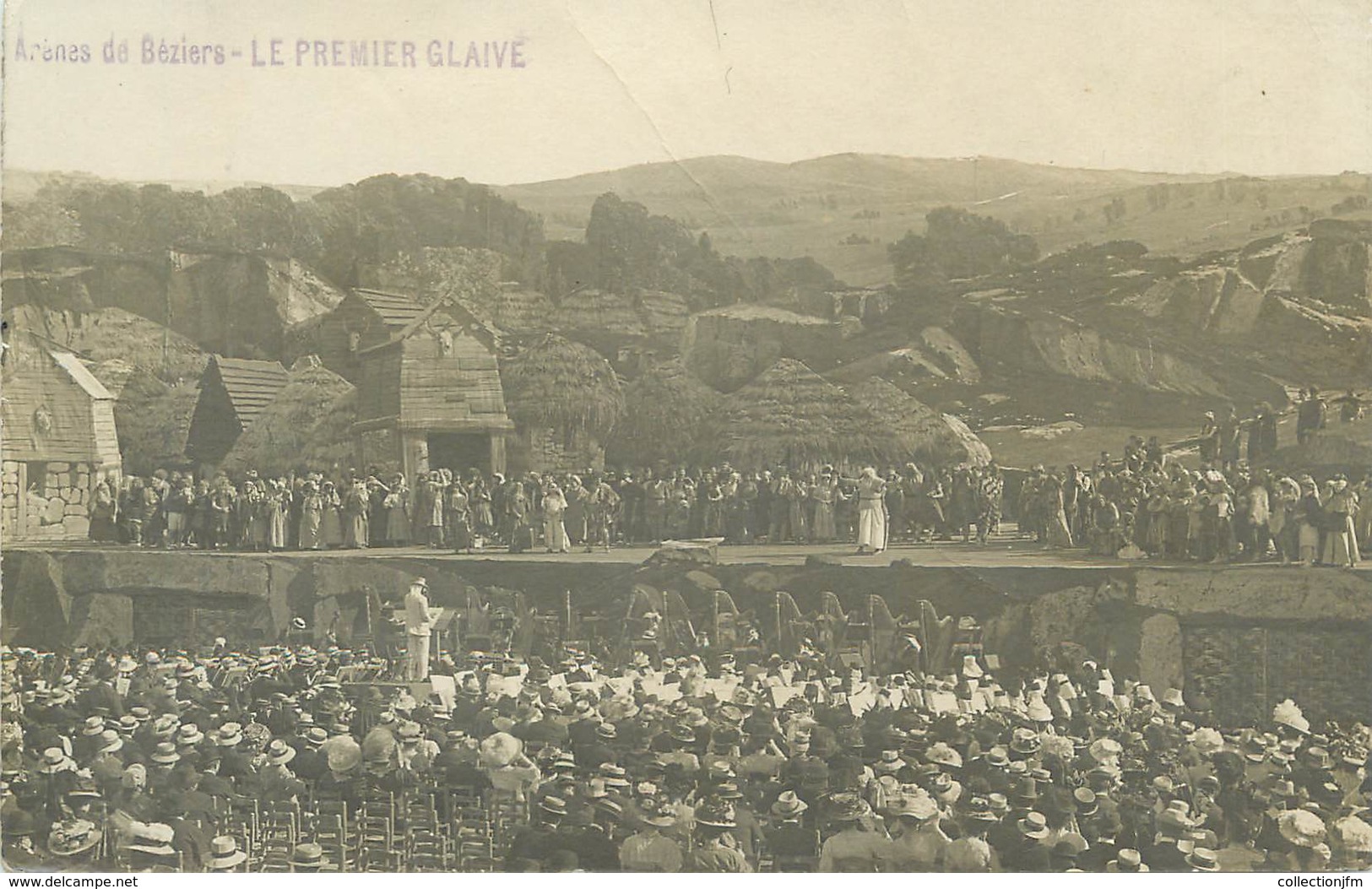 CARTE PHOTO FRANCE 34 " Béziers, Les Arênes, Le Premier Glaive" / THEATRE - Beziers