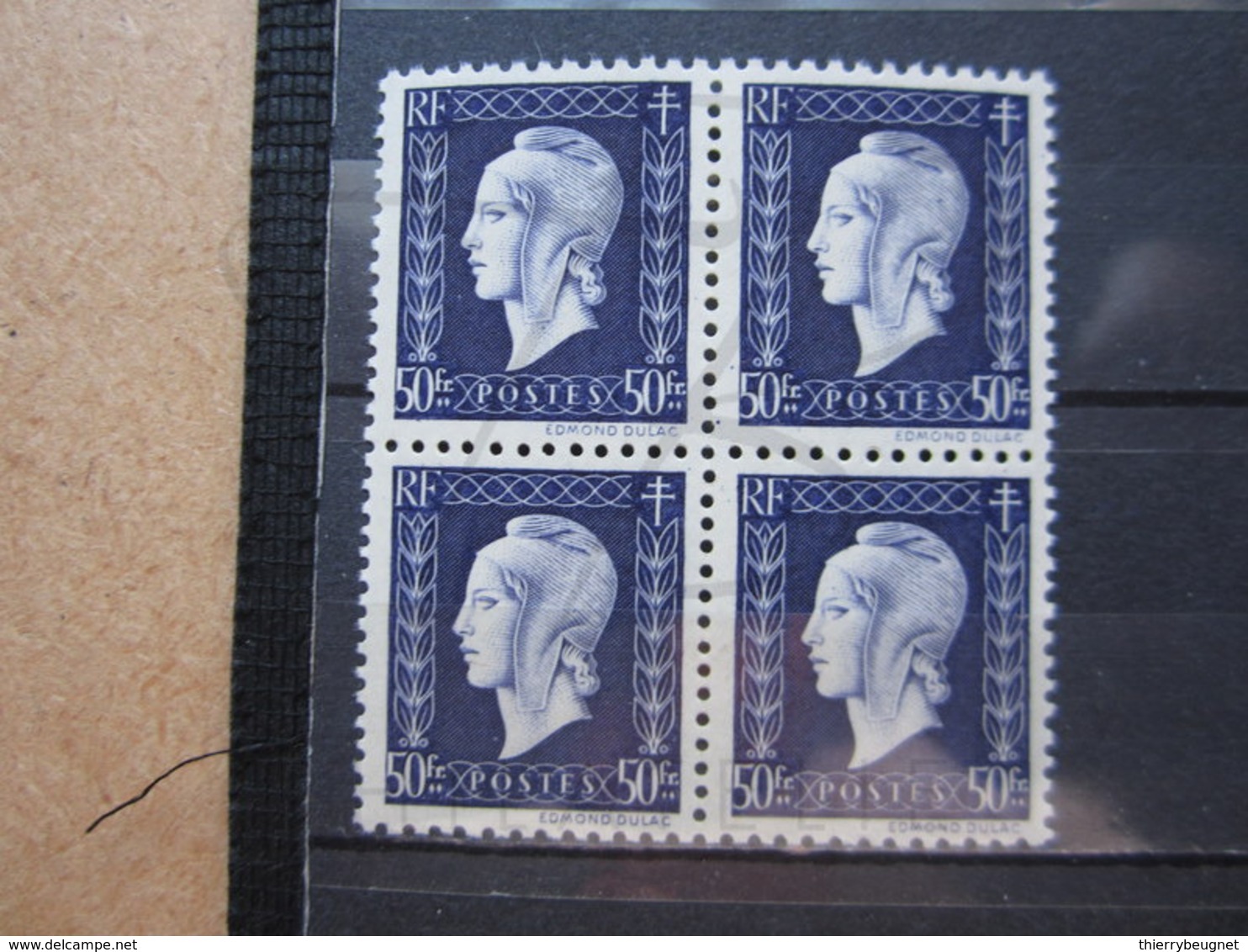 VEND BEAUX TIMBRES DE FRANCE N° 701 EN BLOC DE 4 , XX !!! (a) - 1944-45 Marianna Di Dulac