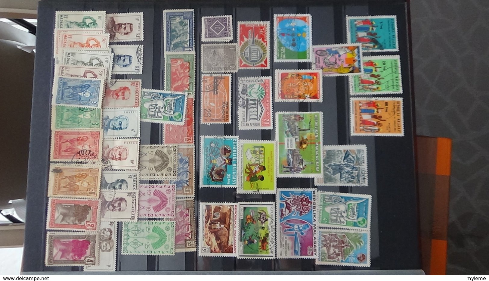 Collection de MADAGASCAR ** et oblitérés idéal pour compléter des thématiques dont beaucoup de doubles. A saisir !!!