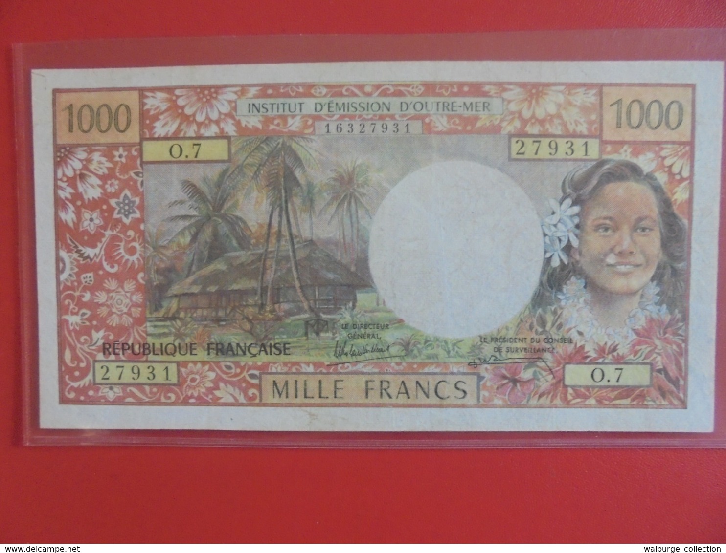 TAHITI-PAPEETE 1000 FRANCS 1985 BELLE QUALITE CIRCULER (B.6) - Papeete (Polynésie Française 1914-1985)