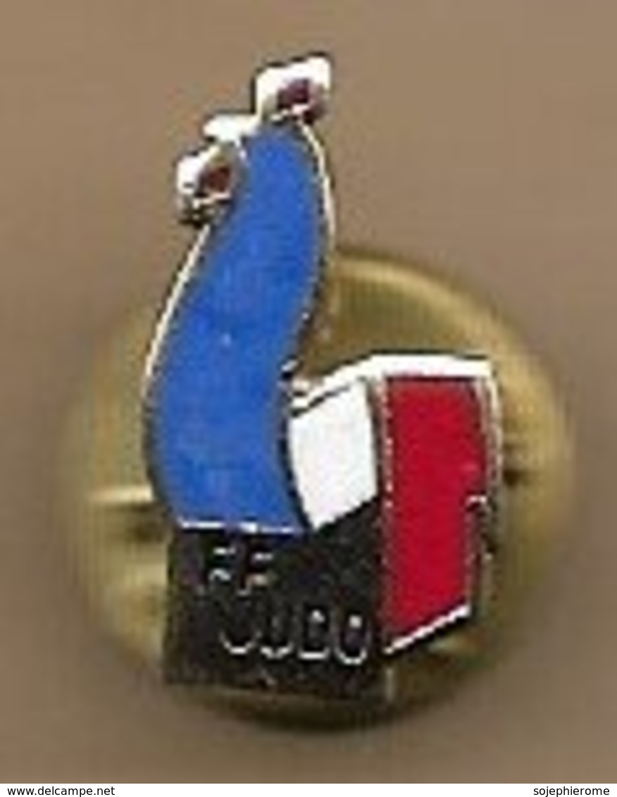 Pin's FF Judo Fédération Française Coq - Judo