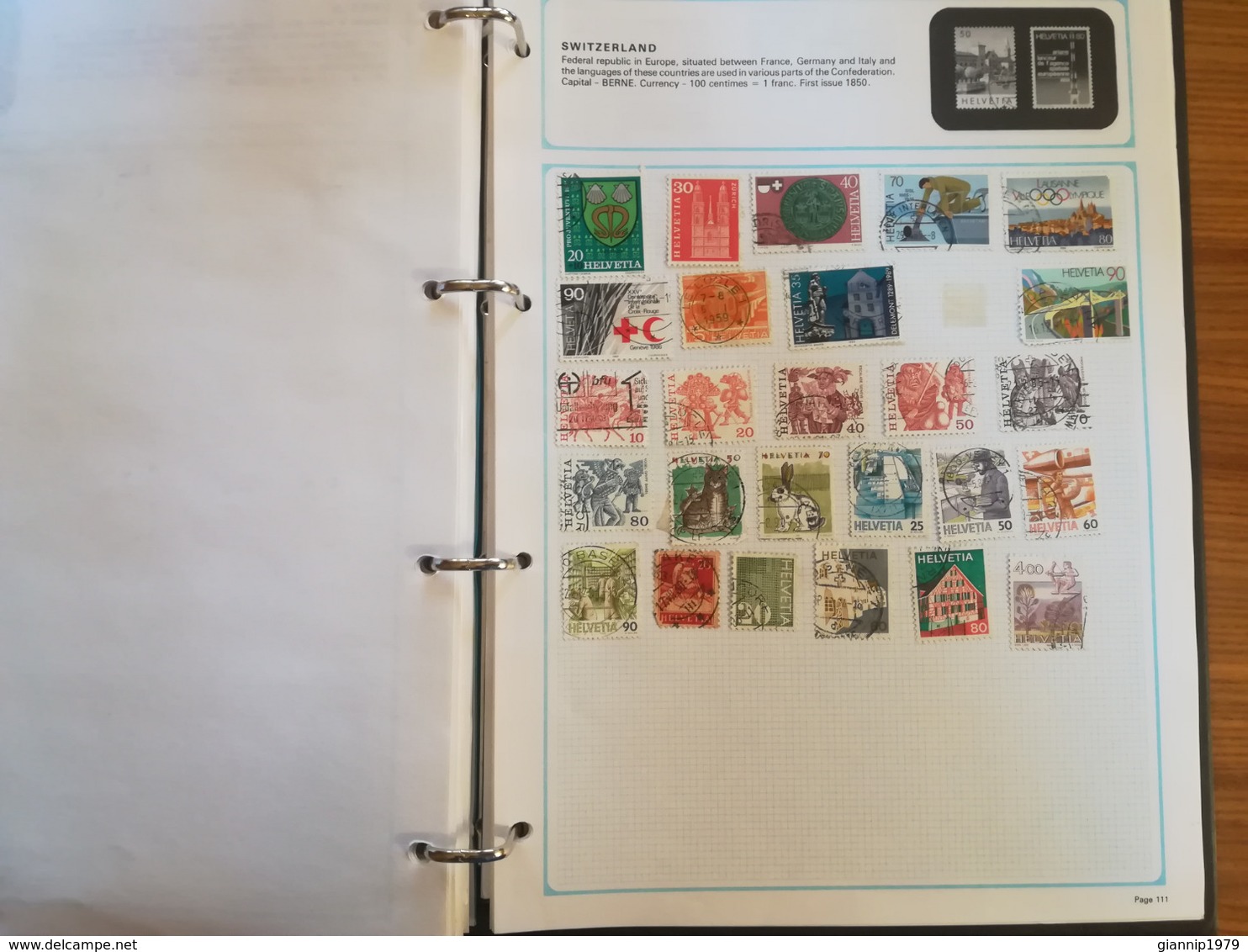 ALBUM FRANCOBOLLI STAMPS MONDO WORLD  USED OBLITERE LOTTO LOT ATTACCATI SU SCHEDE RACCOGLITORE