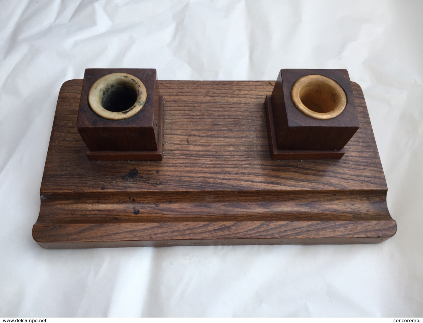 Ancien Encrier De Bureau En Bois Des Années 40 - Inkwells