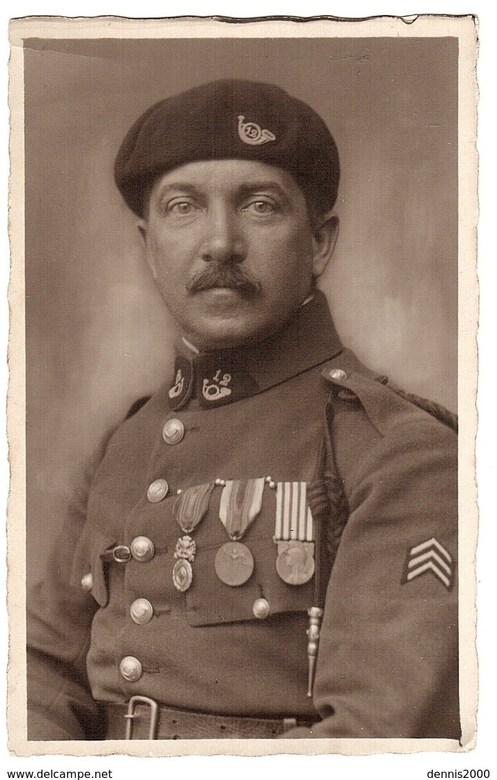 MILITARIA - CARTE PHOTO - PORTRAIT D' UN MILITAIRE - Guerra 1914-18