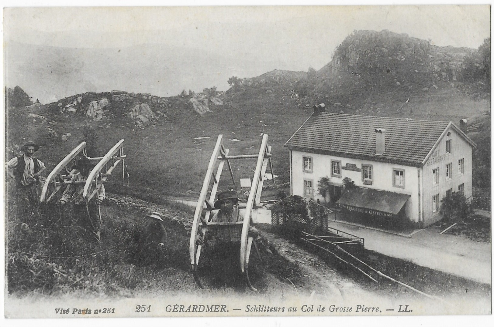 Gerardmer Schlitteurs Au Col De Grosse Pierre - Gerardmer