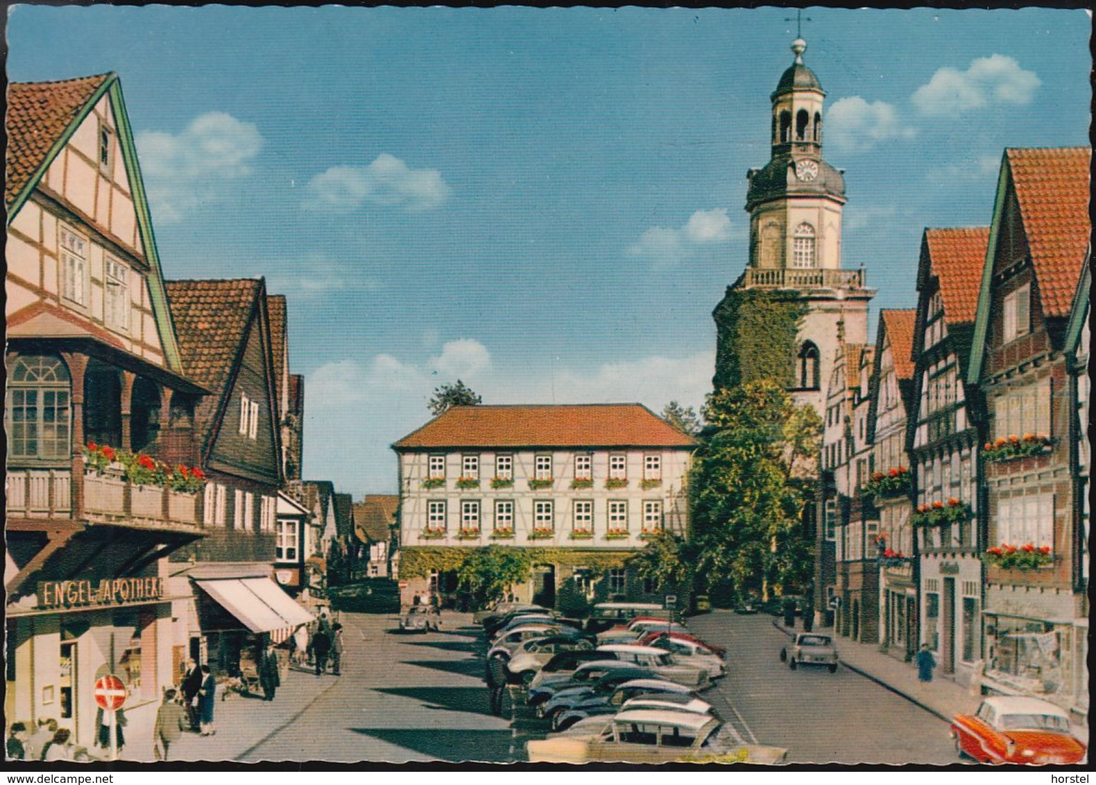 D-31737 Rinteln - Marktplatz Mit Kirche - Cars - VW Käfer - Opel - Borgward - Rinteln