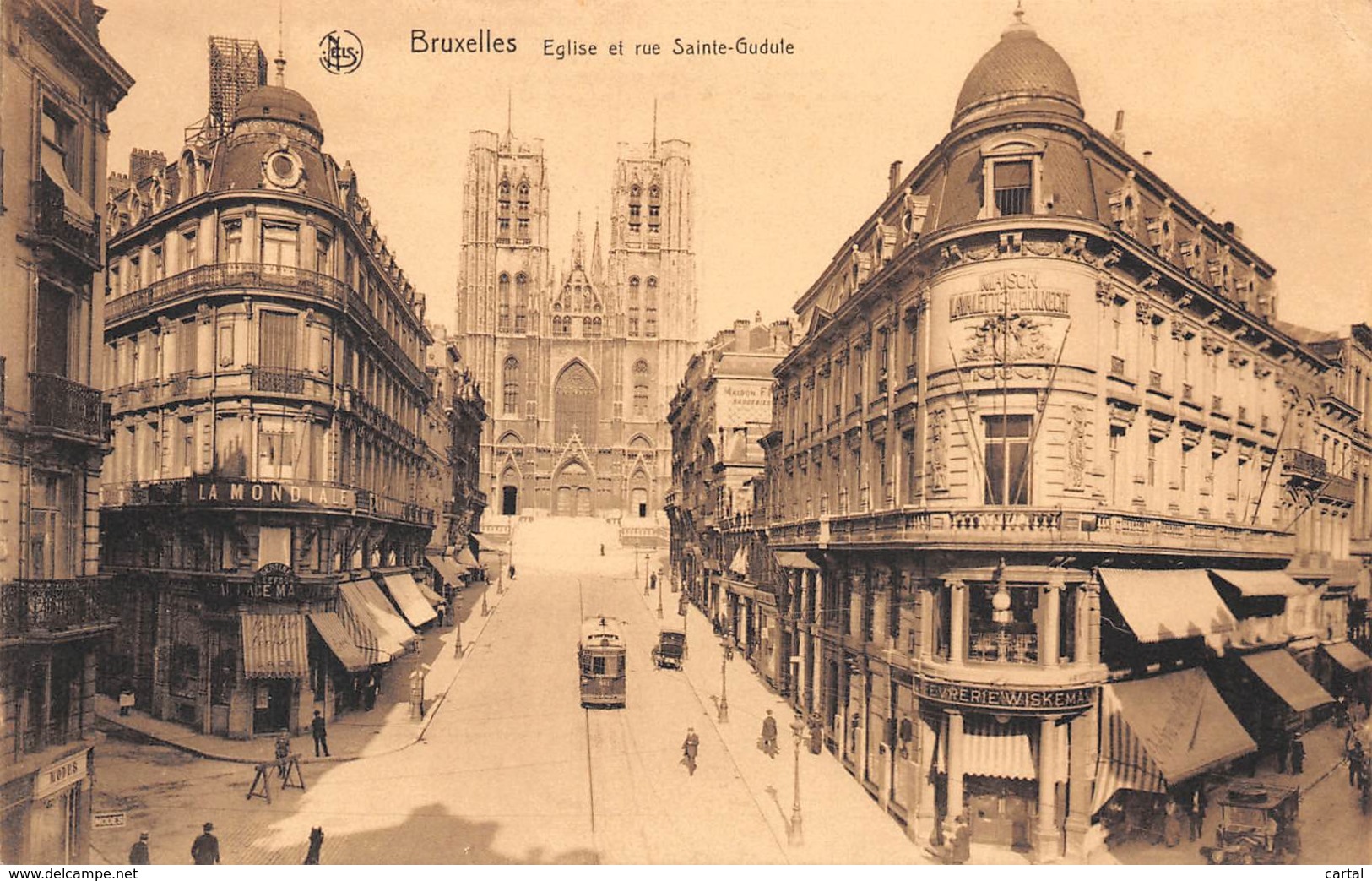 BRUXELLES - Eglise Et Rue Sainte-Gudule - Avenues, Boulevards