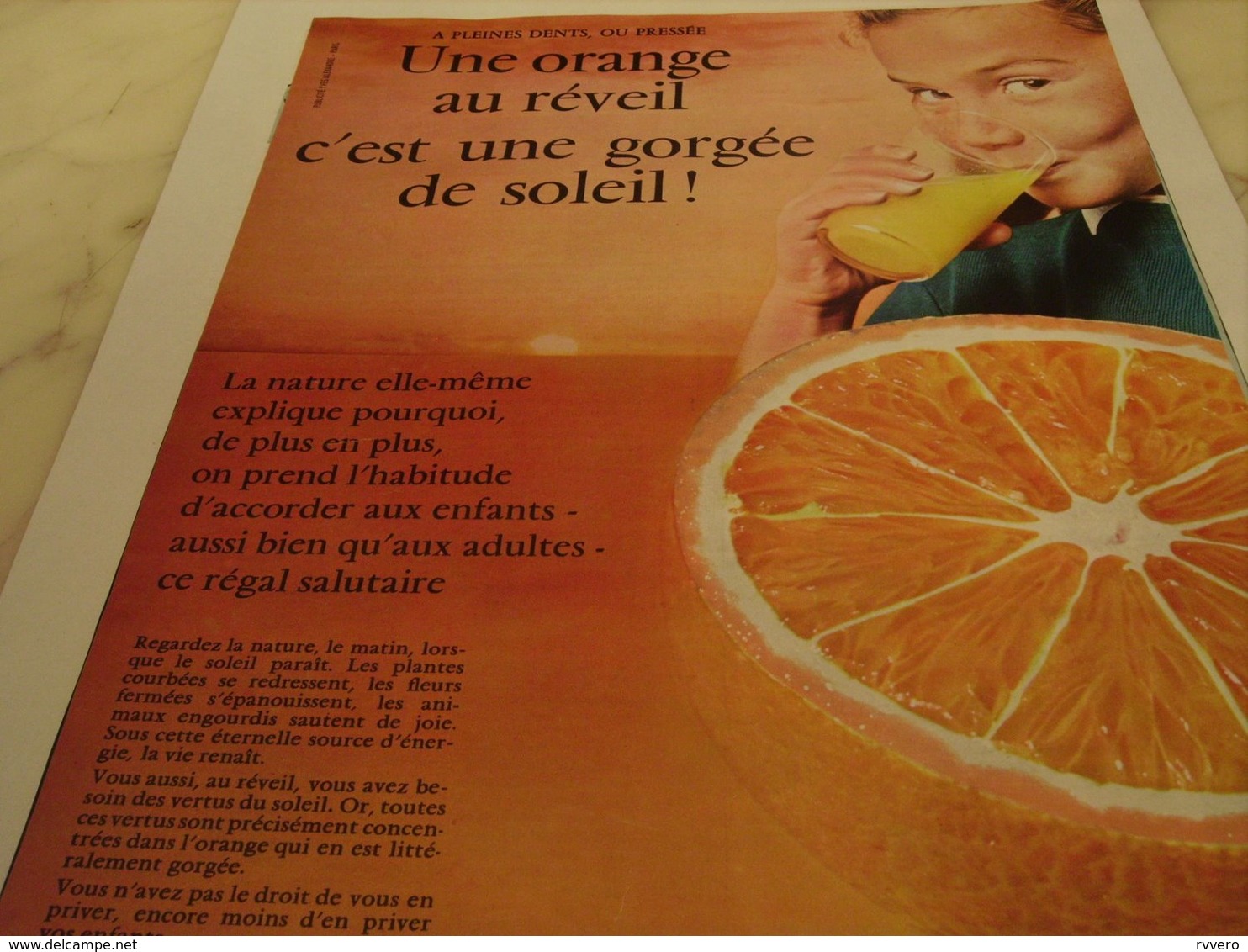 ANCIENNE PUBLICITE UNE ORANGE AU REVEIL 1964 - Affiches