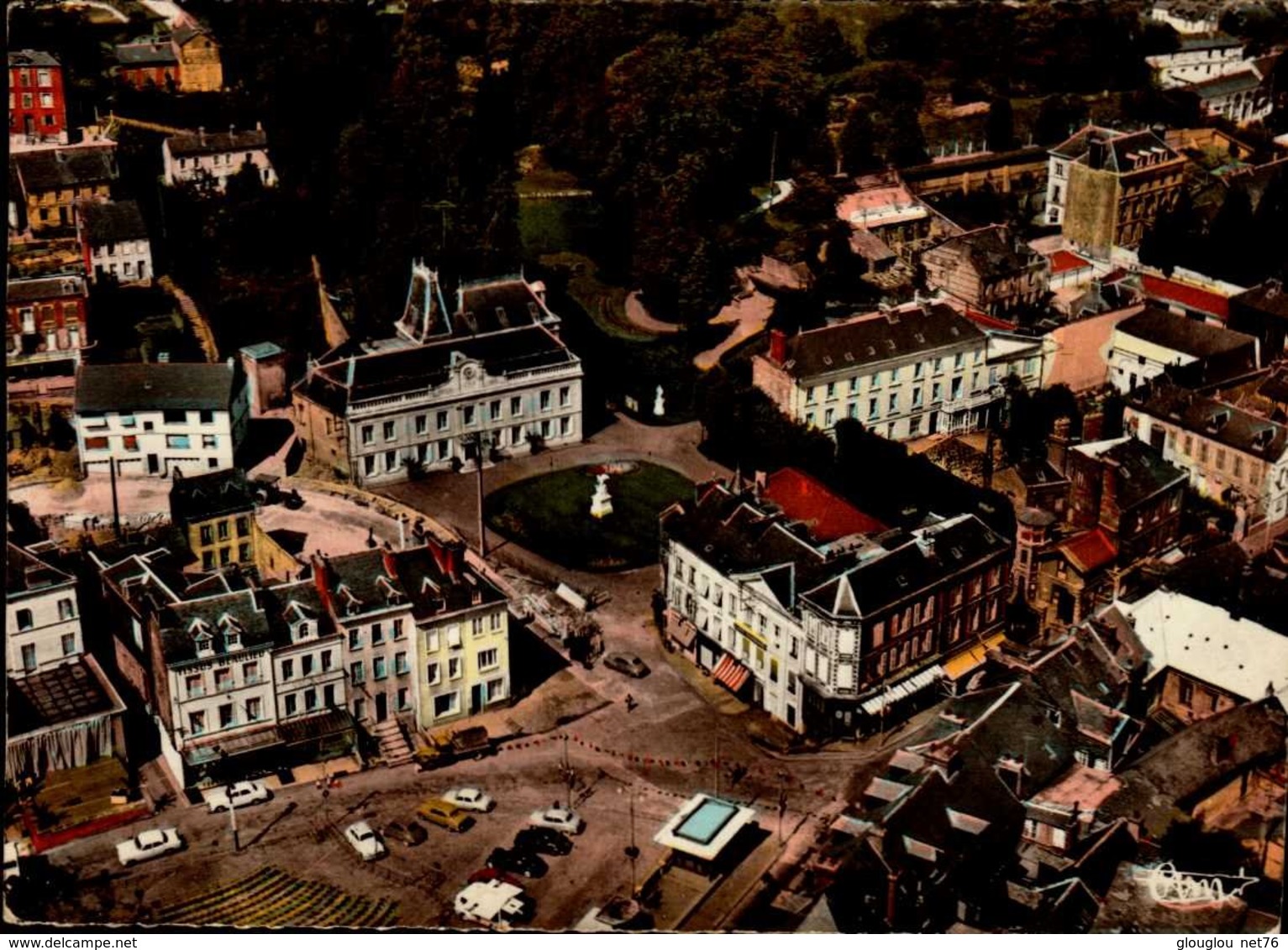 76-BOLBEC..PLACE CARNOT...VUE AERIENNE....CPM - Bolbec