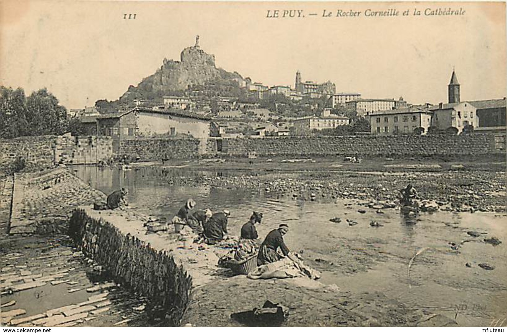 42* LE PUY  Roche Corneille – Laveuses                 MA93,0056 - Autres & Non Classés